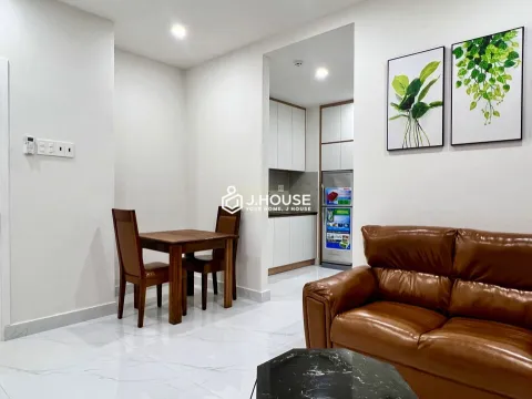Căn hộ 1 phòng ngủ đầy đủ nội thất có sân sau tại Thảo Điền, Q2