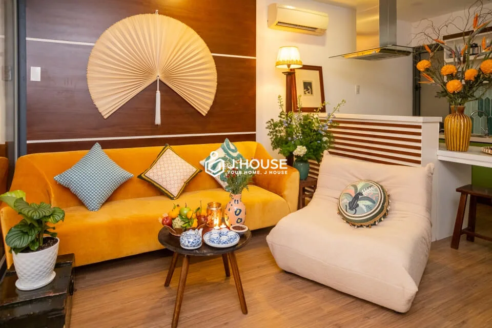 Modern 1-BR Apt (Floor 3) with Balcony at Elise Apartments D1