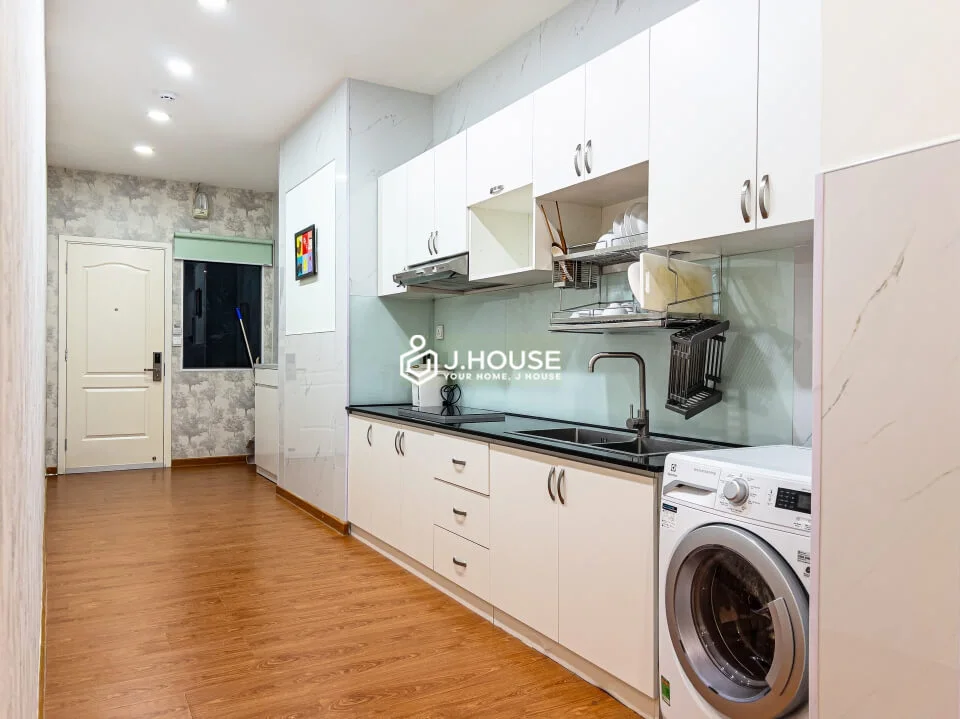 Căn Hộ 2PN 102 Rộng 80m², Máy Giặt Riêng, Gần Metro Bến Thành, Q1