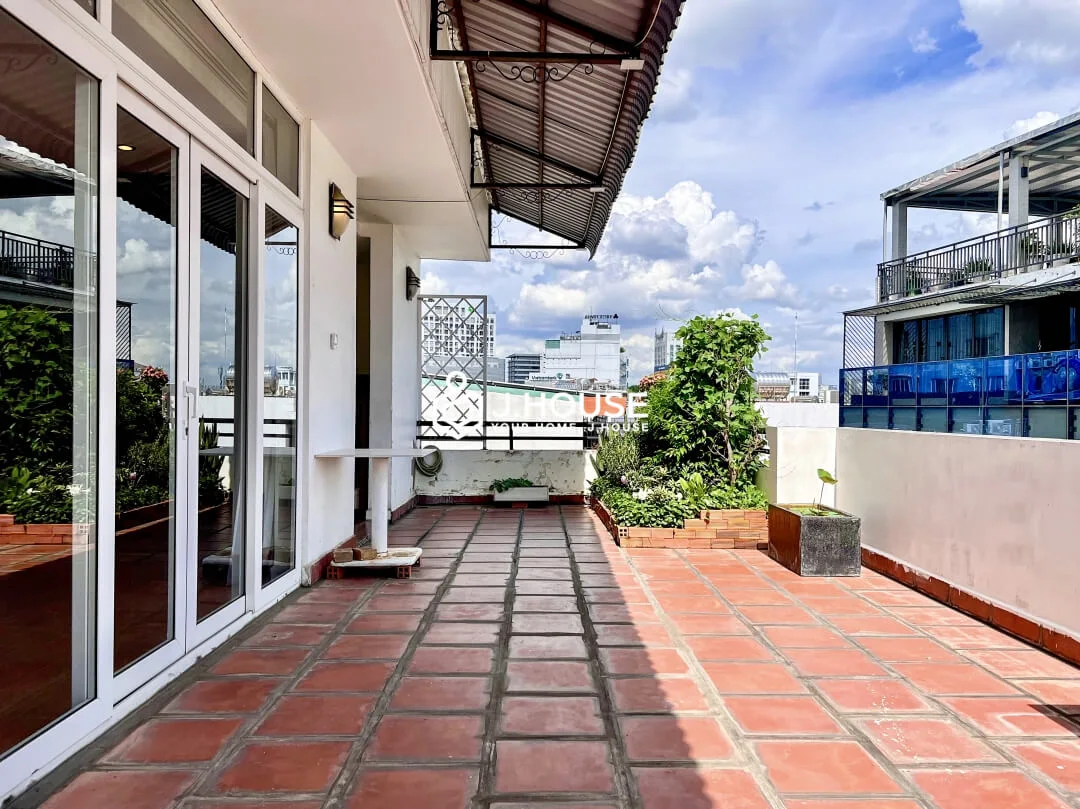 Căn hộ full nội thất có sân thượng riêng gần sân bay, Quận Tân Bình