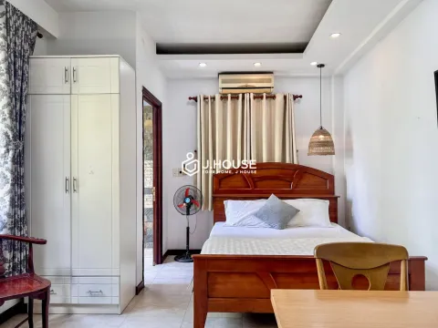 Cho thuê căn hộ Studio full nội thất gần chợ Tân Định tại Quận 1