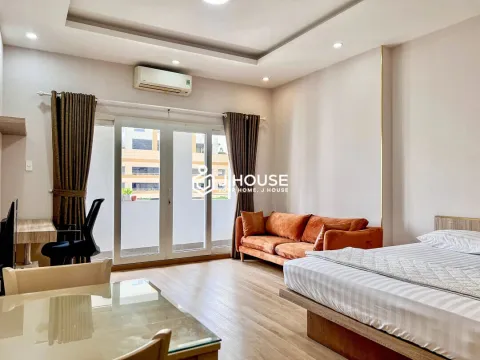 Studio Serviced Apartment with Balcony at Tran Apartment, Thao Dien