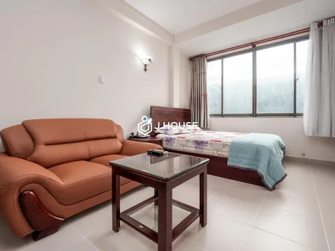 Căn Hộ Dịch Vụ Ban Công, Bồn Tắm tại Twin Pines Apartment, Quận 1
