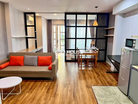 Spacious 1-BR Apartment with Balcony at Ton Apartment, District 1