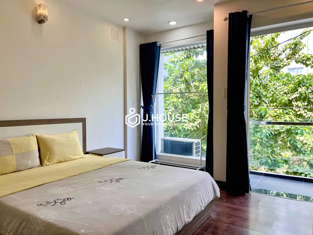 CHDV Có Ban Công, Full Nội Thất, Giá rẻ tại Phan Ngữ, Quận 1