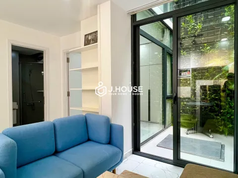1-BR Apartment with Private Yard at Estar Apartment in District 3