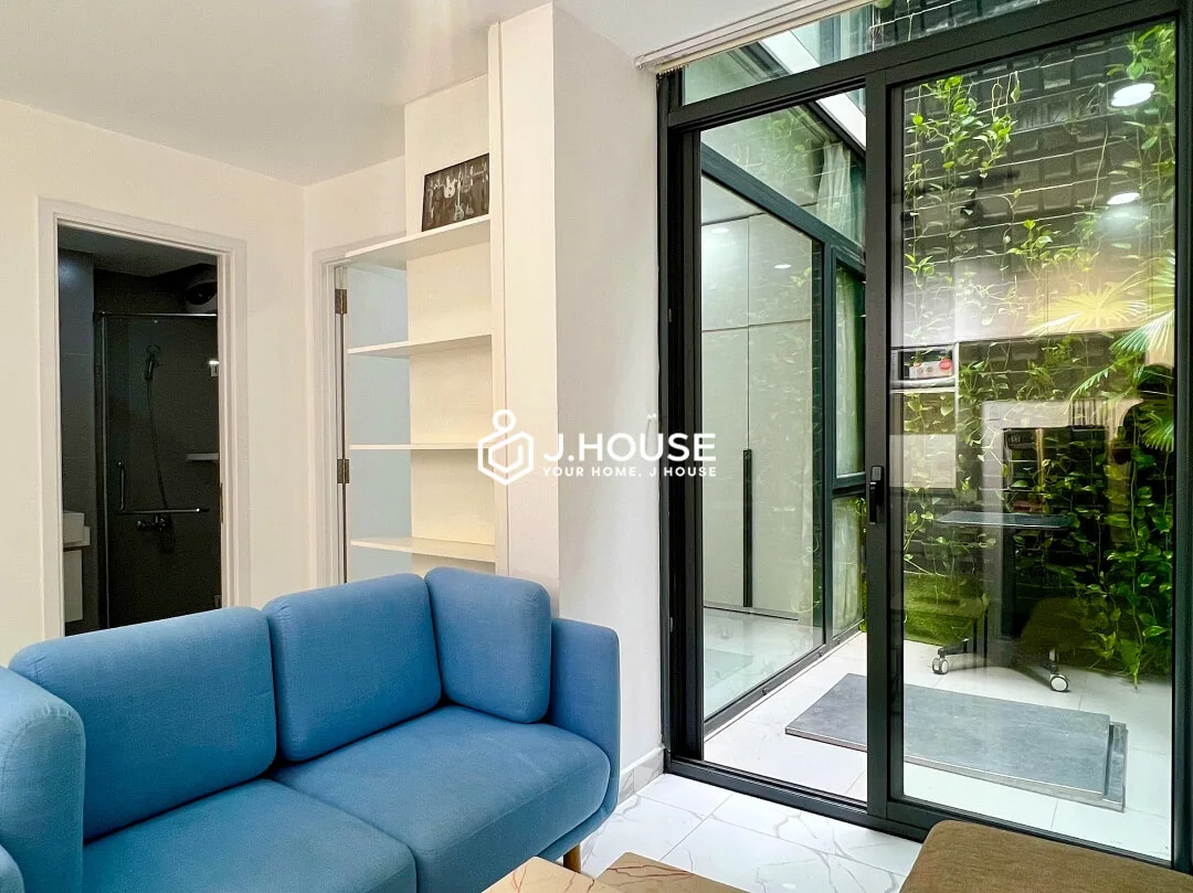 CHDV 1 PN Hiện Đại Có Sân Sau Rộng Tại Estar Apartment, Quận 3