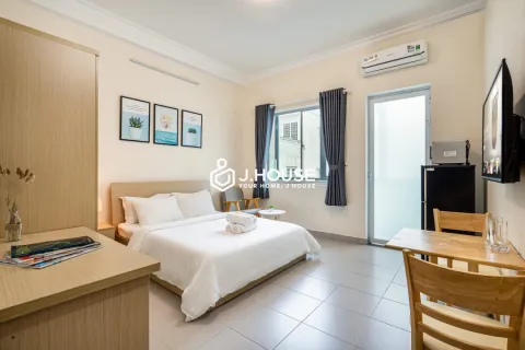 Căn hộ Deluxe Studio có ban công tại We Home Nguyễn Trãi, Quận 1