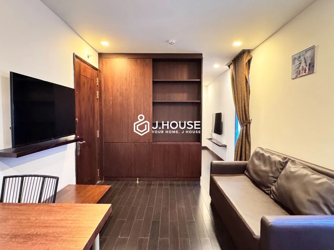 Studio with Outdoor Pool for Rent at TQD Apartment, District 3