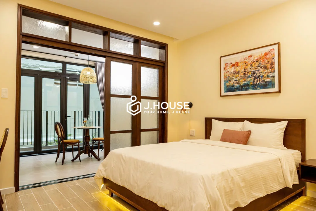 Căn Hộ 1PN Hiện Đại Có Ban Công, Bồn Tắm tại GK Saigon, Quận 1