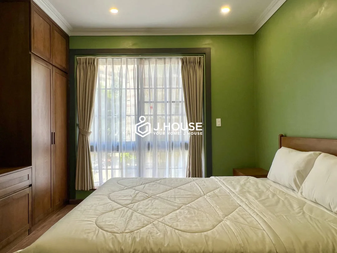 Bright 1-BR Apartment with Window at Maison Verde, District 4