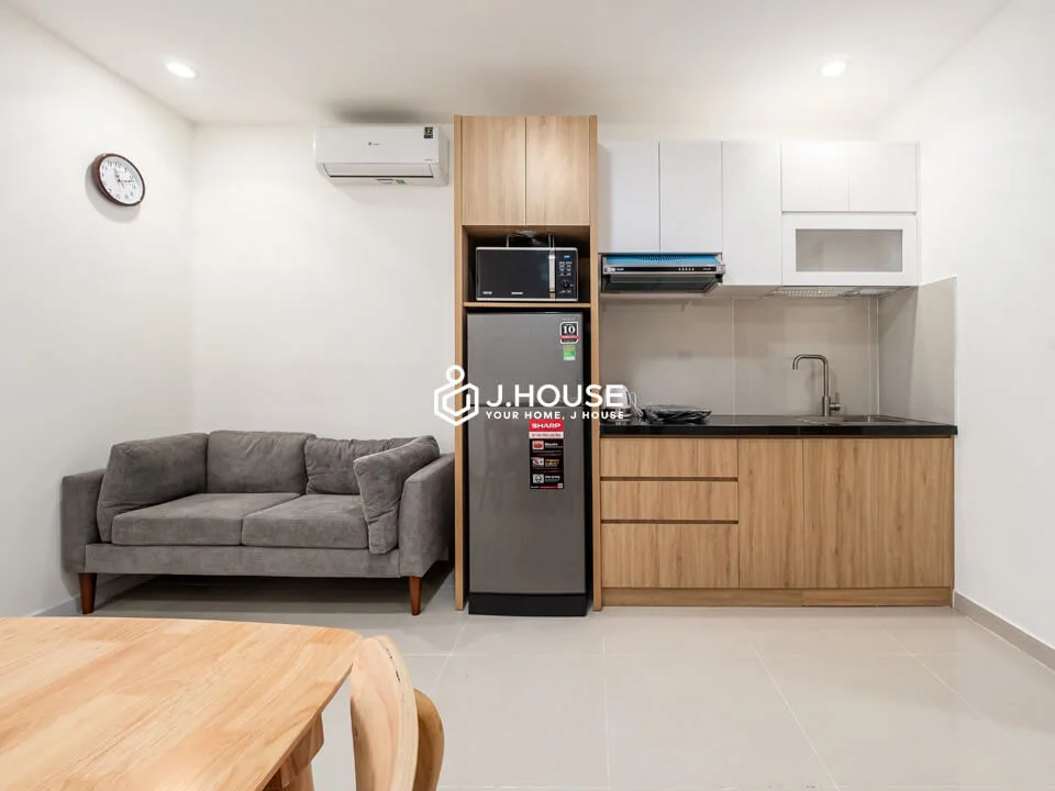 Modern 1-Bedroom Apartment with Balcony (x04) at TOD Thao Dien