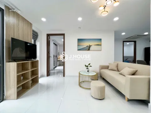 Cho Thuê Căn hộ 2 Phòng Ngủ Hiện Đại Tại Aura Living, Quận 3