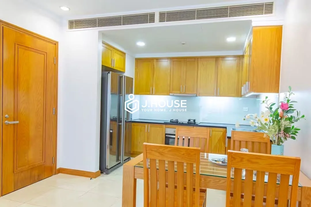 Bright 1BR for Rent at Saigon Pavillon with Bathtub, Pool & Gym Access