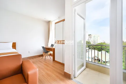Căn Hộ Studio Phú Nhuận có Ban Công Cửa Sổ - Heritage Apartment