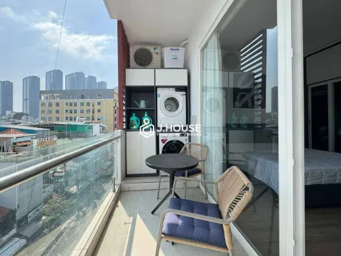Thuê Studio Vách Ngăn Như 1PN Có Ban Công Bình Thạnh