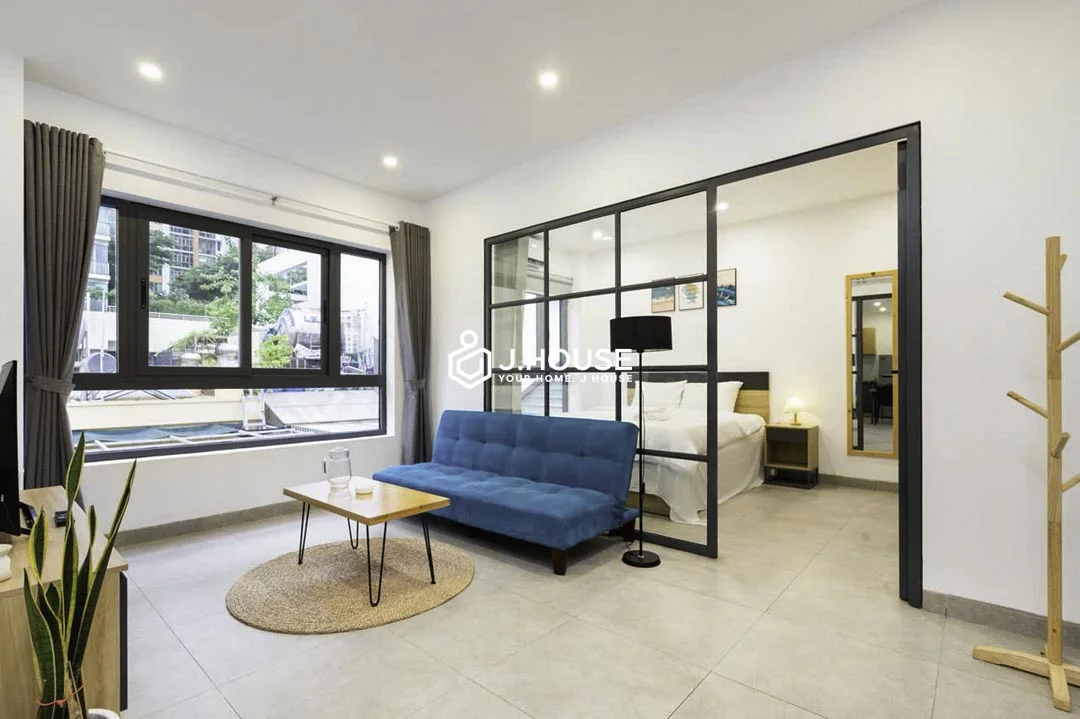 Modern 1BR Apartment with Large Window in An Phu - Arista