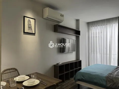 Modern Studio for Rent near Van Hanh Mall District 10 - Green House