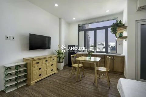 Rent Bright Studio with Private Washer in Phu Nhuan - Vietstay