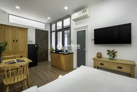 Budget-Friendly Studio Rental in Phu Nhuan District - Vietstay