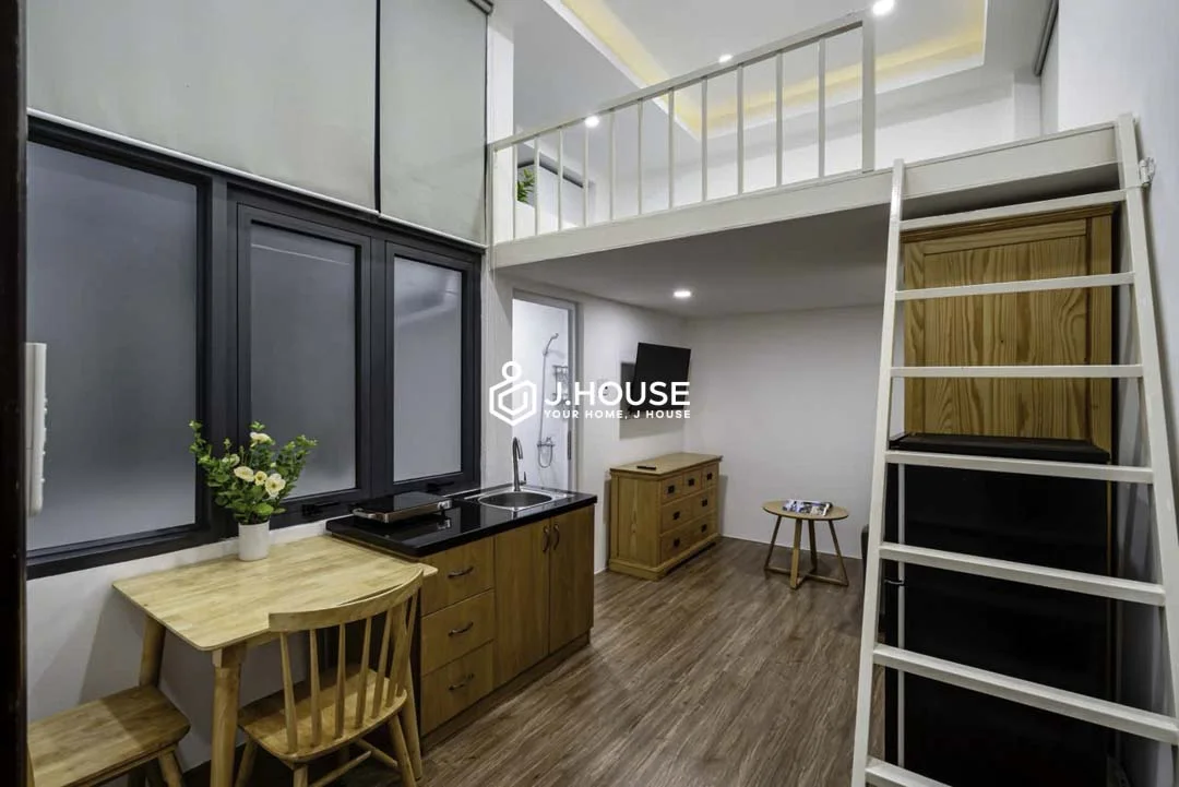 Rent Compact Duplex with Skylight Windows in Phu Nhuan District - Vietstay
