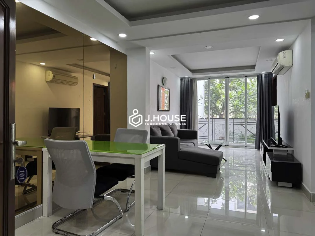 Quite & Bright 1-BR with Balcony in Binh Thanh - Phuong Apartment