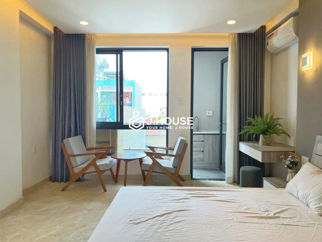Cho Thuê Căn Hộ Studio Hiện Đại Có Ban Công Tại NTP Apartment, Quận 5
