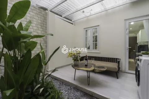 Garden Studio Apartment for Rent in District 1 - Full House