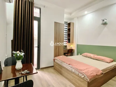 Studio Apartment with Private Washing Machine in District 1 - HS Living