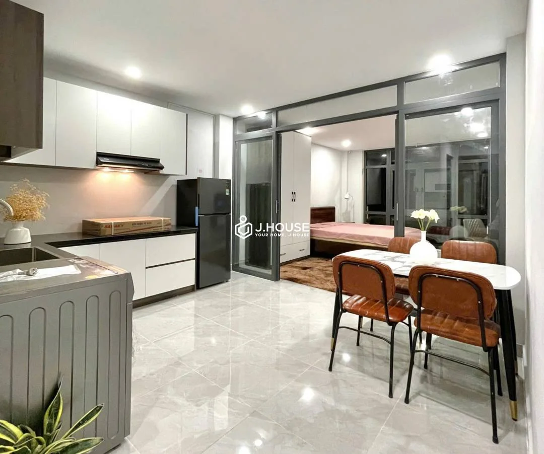 Bright & Modern 1BR Apartment for Rent in Tan Binh District - Air Minimal
