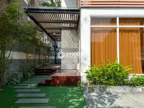 3-BR Modern Villa for Rent in Thao Dien, Glenwood City Resort