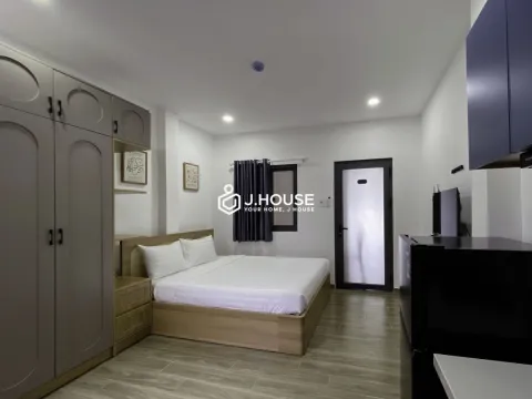 Chic & Modern Studio Apartment in Phu Nhuan - Urbanest