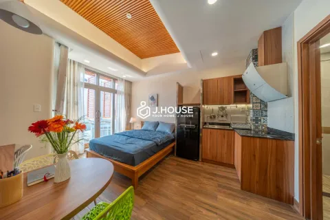 Căn Hộ Studio Cửa Sổ Lớn Thoáng Sáng Cho Thuê Tại Hanh Home Quận 4