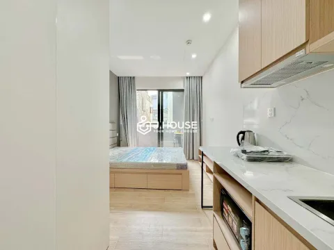 Modern Studio with Balcony for Rent at ACE Phu Nhuan