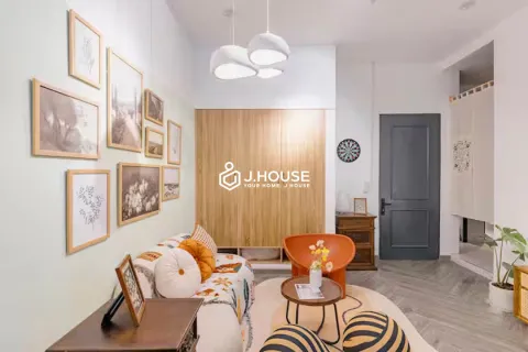 Artsy 1-Bedroom Apartment For Rent in Da Kao, District 1 - Glowing Ember