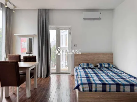 Thuê Studio Thoáng Sáng Gần Sân Bay TSN Tân Bình - MK House