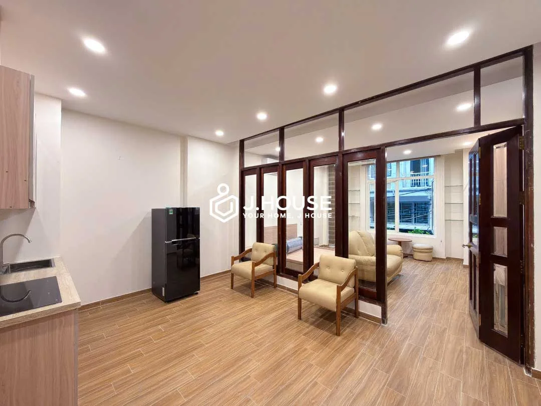 Cho Thuê Căn Hộ Dịch Vụ 1PN Quận 1 Có Ban Công Tại Joo House