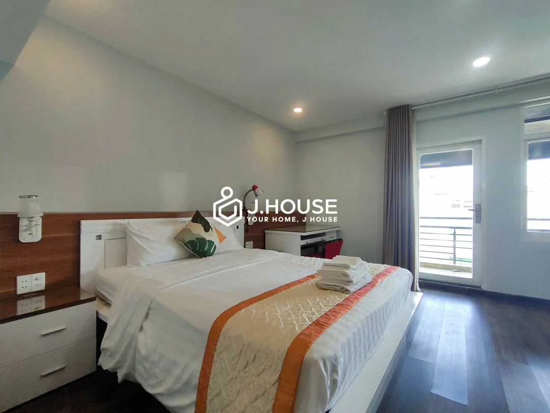 Bright Studio Serviced Apartment For Rent in District 7 - Warm Ways Angel