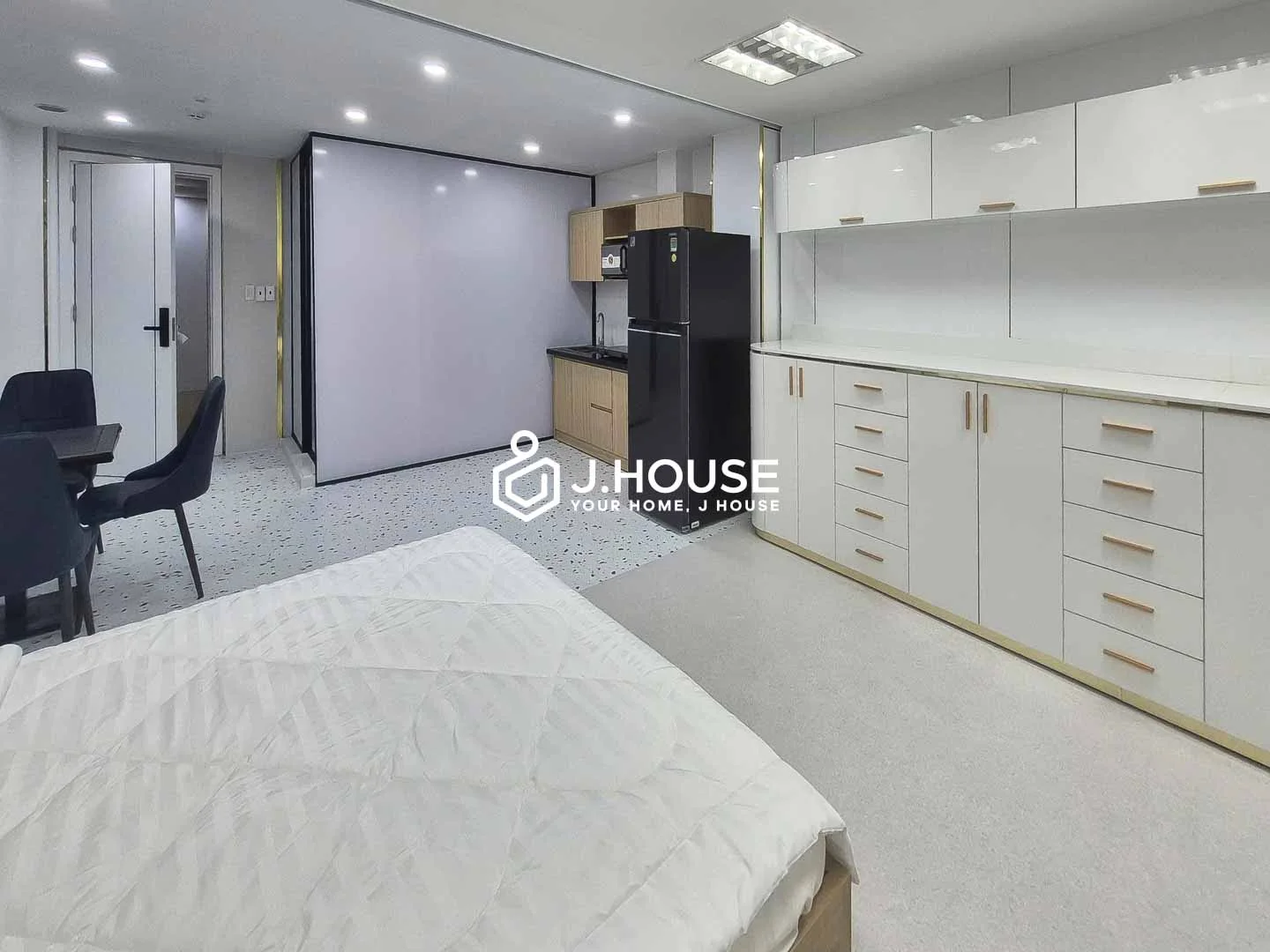Cho Thuê Căn Hộ Studio Yên Tĩnh Tại Kai Apartment Bình Thạnh