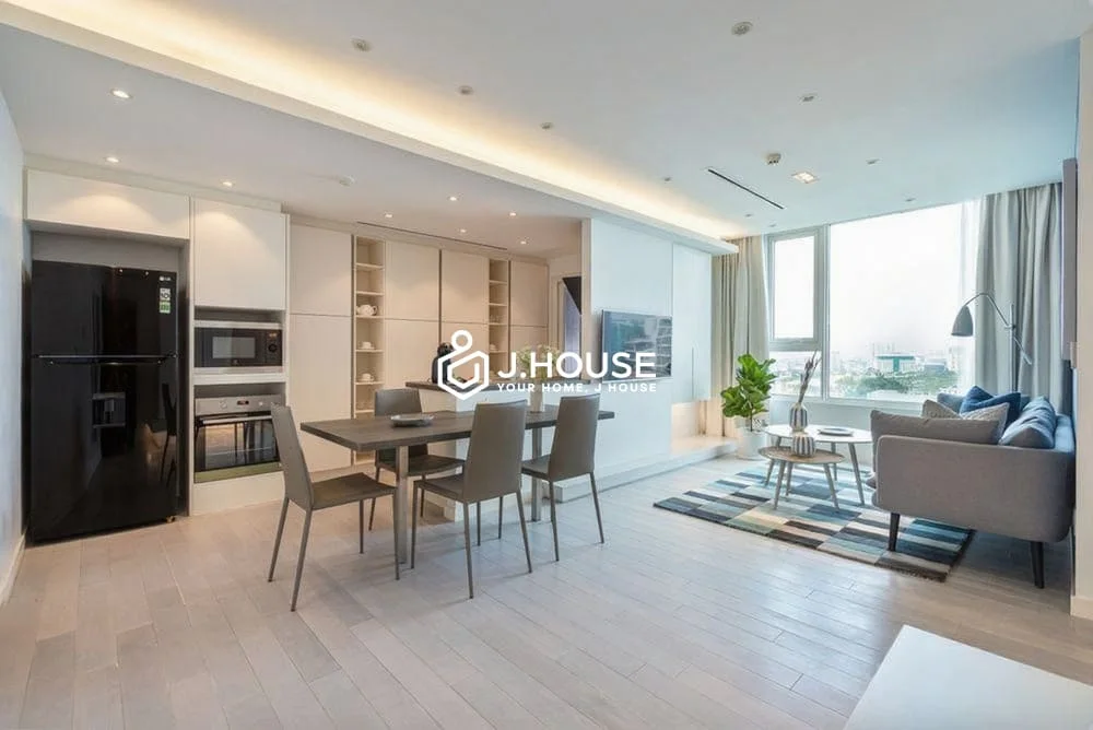 Căn hộ 2PN Léman Luxury cho thuê Quận 3, Tầng cao view đẹp