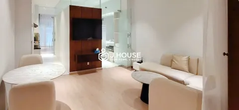 Premium 1-Bedroom with Gym For Rent in District 3  - Lucky Residence Suites
