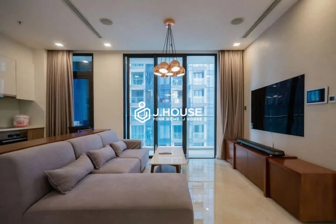 Cho Thuê Căn Hộ Vinhomes Golden River 3PN Cao Cấp – Tầng Cao View Đẹp