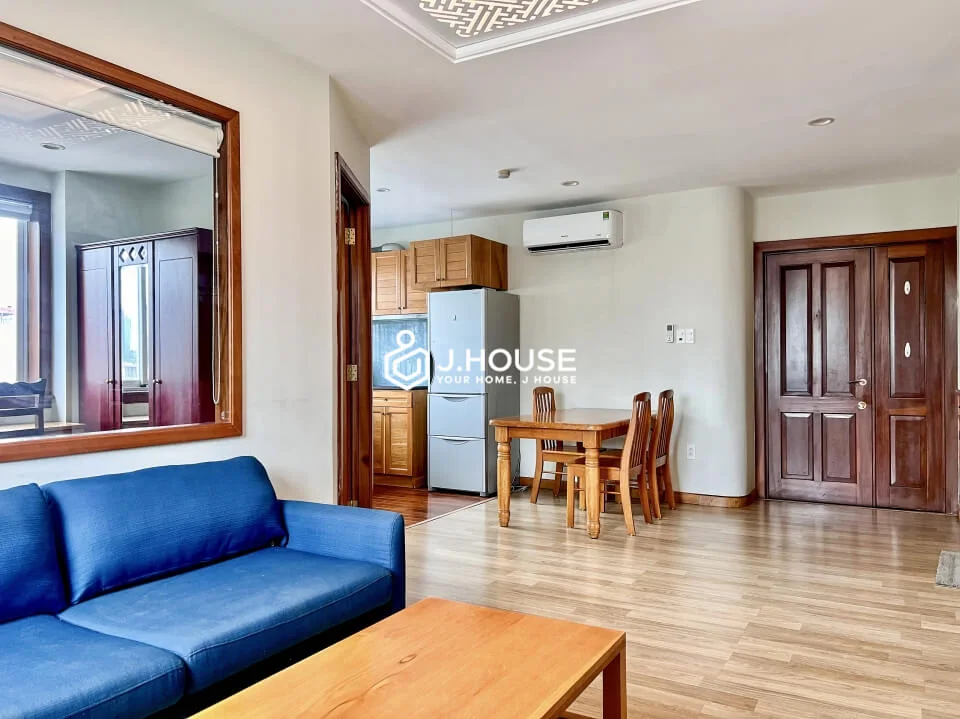 Cho Thuê Căn Hộ 2 Phòng Ngủ Thoáng Sáng Tại Bình Thạnh - XVNT Building