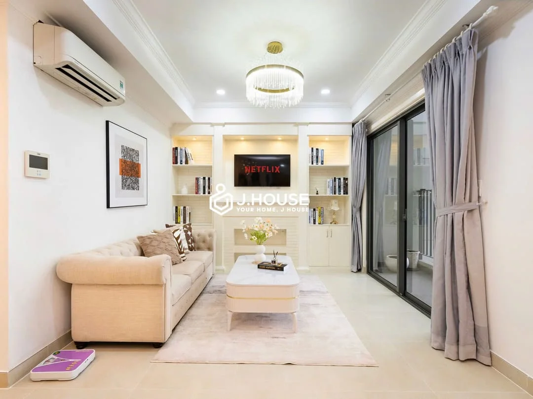 Elegant 2BR Masteri Thao Dien Apartment for Rent | Villa View